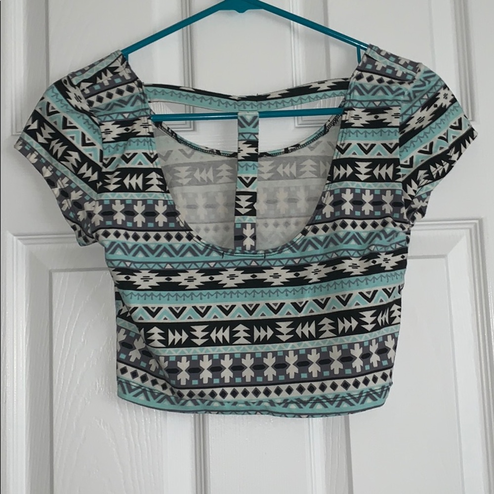 🌻Crop Top - Picture 3 of 4